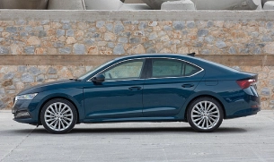 Автомобили лифтбеки в Самаре